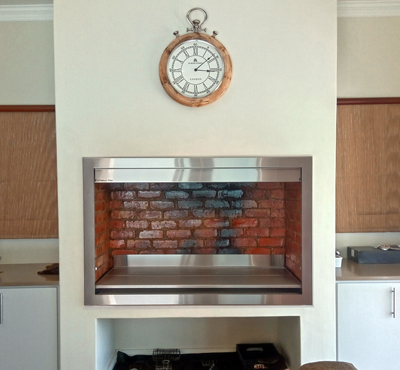 Brick Braai with stainless frame and Professional door